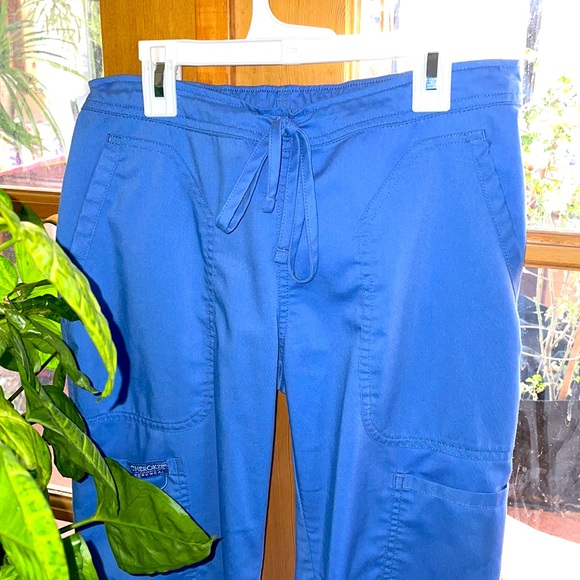 Scrub Set - Picture 5 of 5